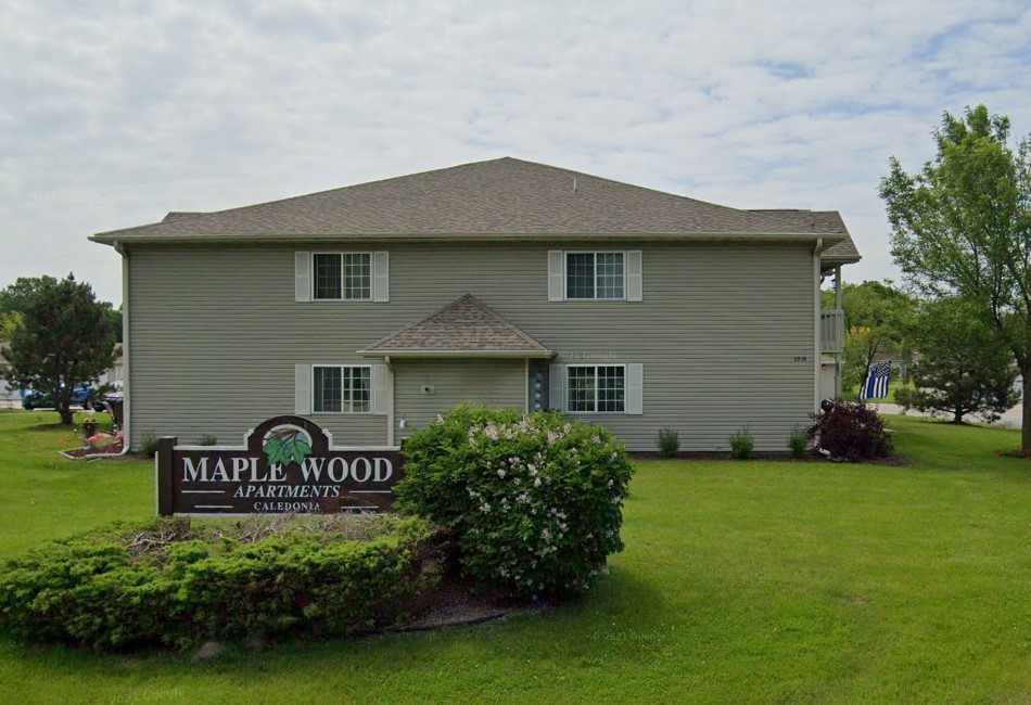 Maplewood Apartments Racine Bieck Management